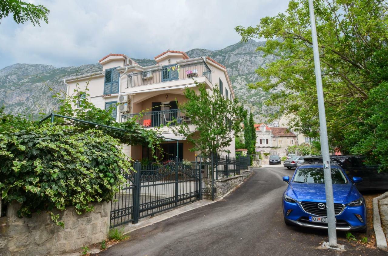 Apartment Radulovic โกตอร์ ภายนอก รูปภาพ