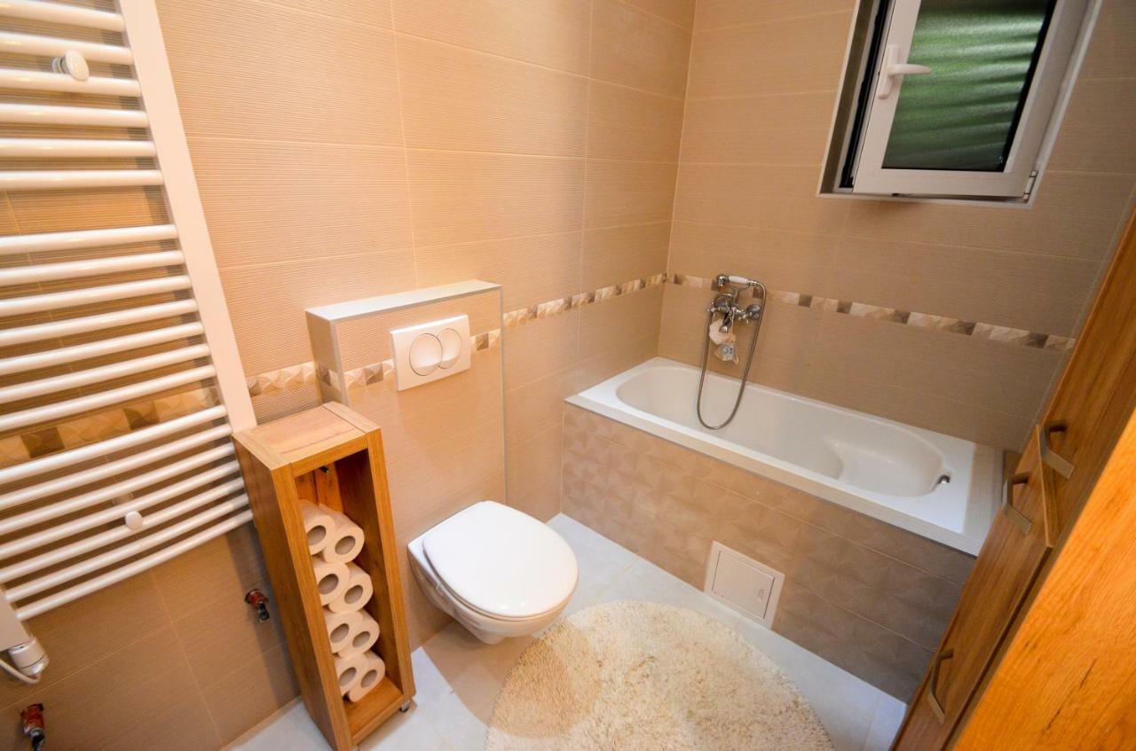 Apartment Radulovic โกตอร์ ภายนอก รูปภาพ